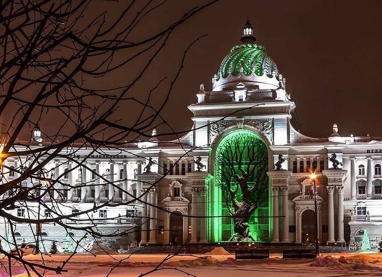 alpaslanbegg's tweet photo. Tataristan’ın başkenti Kazan’daki Tarım Bakanlığı binası.

📍 Tataristan, Kazan https://t.co/JFTxsWN2UV