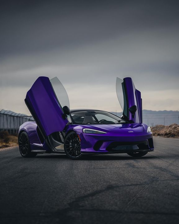 RoyaltyExotics's tweet photo. A thrilling experience 🛸

@mclarenauto @royaltyexoticcars 

#royaltyexoticcars https://t.co/tk0qvJ2nYo