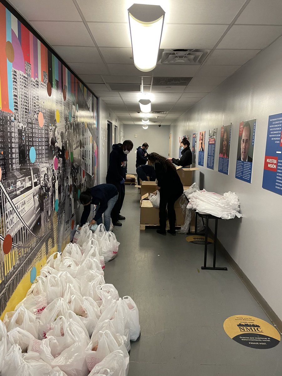 NMICnyc's tweet photo. $5M in the final budget for the #SettlementHouseProgram will enable NY settlement houses to strengthen their programs and meet the exponentially rising needs in their communities. Thank you for your support--now is the time to #InvestInSettlementHouses! https://t.co/xjP15RHips