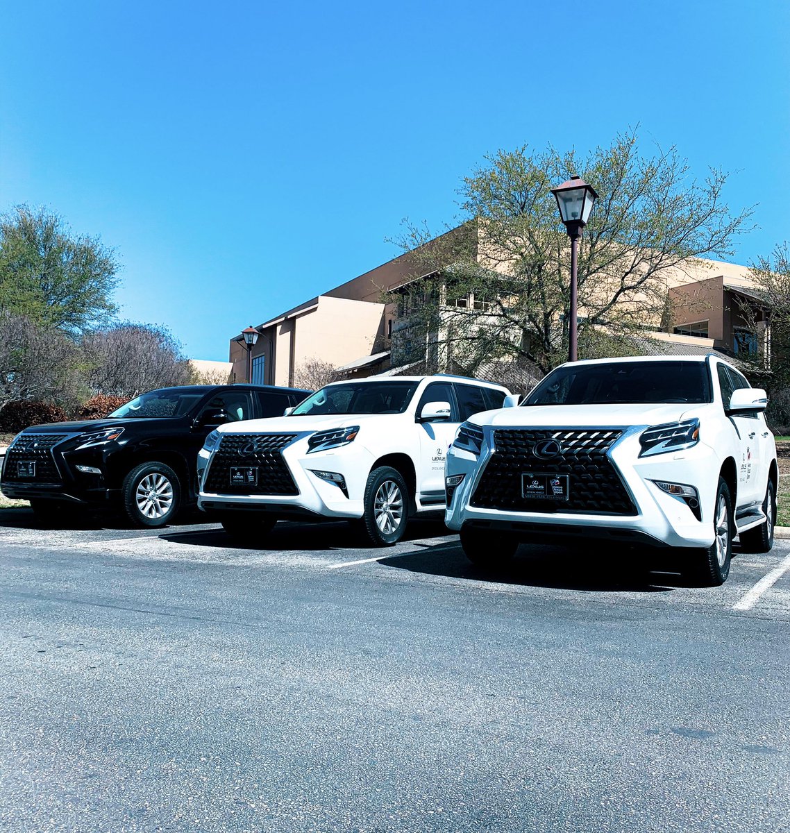 valerotxopen's tweet photo. The @PGATOUR players will be riding in luxurious style next week in their very own Lexus! A big thank you to our Official Vehicle sponsors @NPLexusSA and @LexusDominion #Lexus #LexusDominion #ValeroTexasOpen #nplexussa #lexussanantonio #2021lexusIS #2021LexusLC #LexusPARTEE https://t.co/KTBgsIyBmU