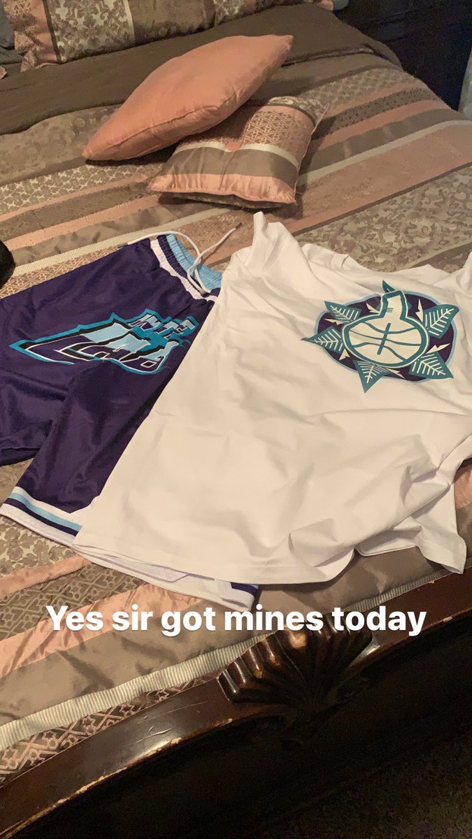 StaceyLamarDodd's tweet photo. Got to be the best shorts I own right now @DevInTheLab https://t.co/V0p6n5rERa