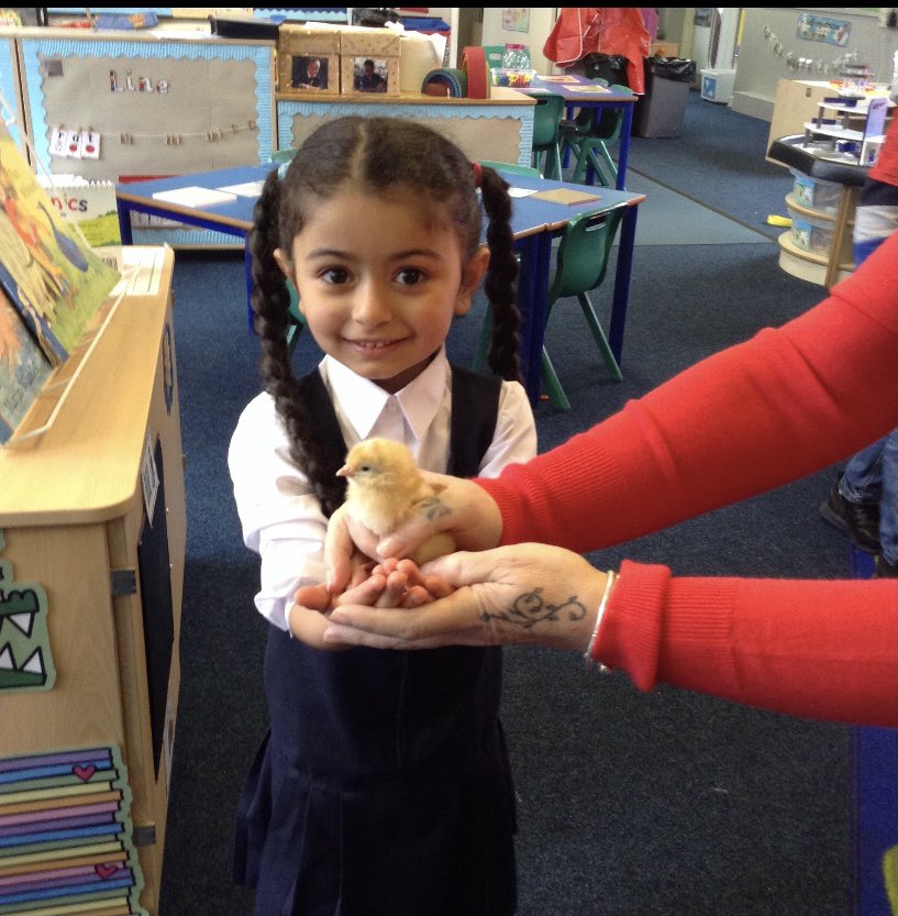 ASMATBham's tweet photo. As part of the #nationaldayofreflection the children at St John’s &amp; St Peter’s celebrated ‘new beginnings’ https://t.co/1taaxZHTIR