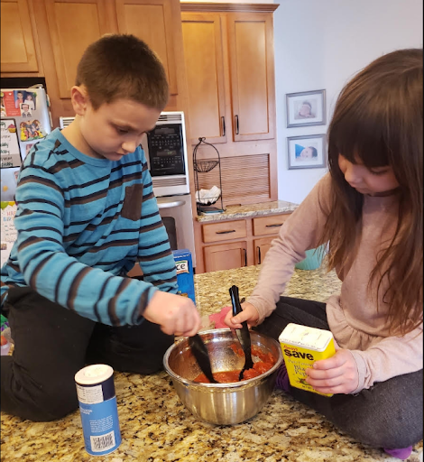 csd_south's tweet photo. 🍲This dish comes from our Italian ancestors. When they arrived in the US in 1887, they began to farm. They grew garlic, tomatoes, and grapes. Our Pasta Fagioli recipe features some of the produce that they grew. Sabbatino’s Pasta Fagioli ➡https://t.co/PJ8Iecrgdu #GetCookin' https://t.co/eJL5XKOCtE
