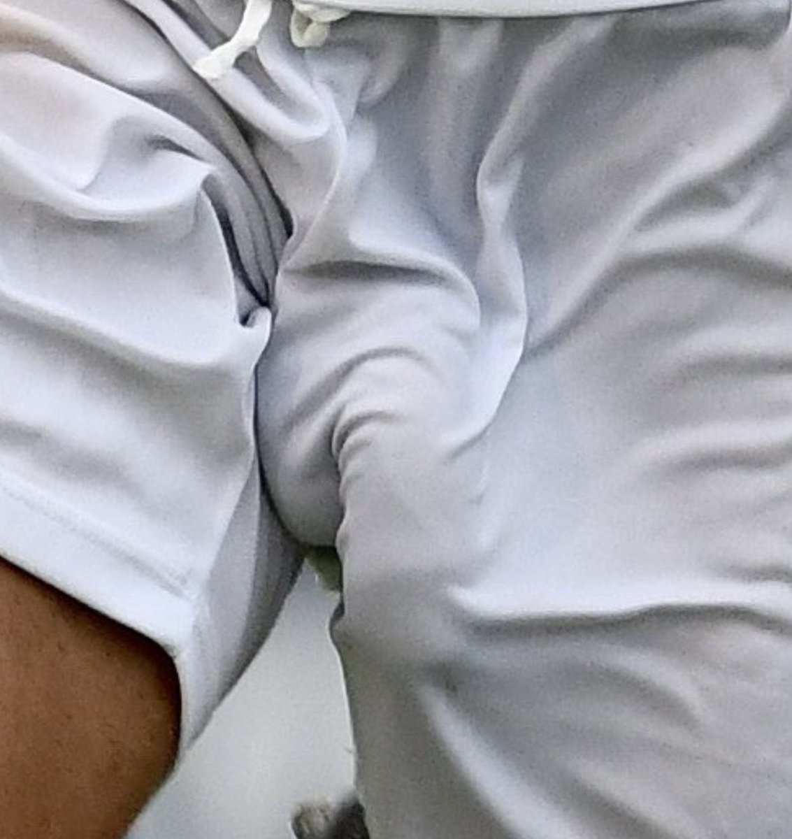 Cuando tenes que jugar un partido y te olvidaste de usar ropa interior 😱