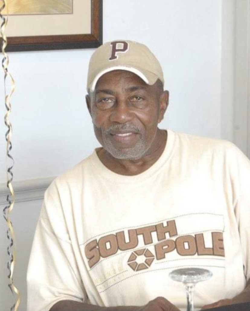 DougWilliams_'s tweet photo. Happy Birthday Mr. Green 🎈🎉🎂 One of our original members!! https://t.co/XFYHIKM0Tq
