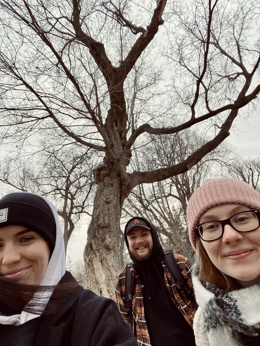 emchandler4's tweet photo. Thanks for the park date @OyaMelodie  #ForTheTrees 🌲 @TreesWinnipeg https://t.co/PlTdao58l3