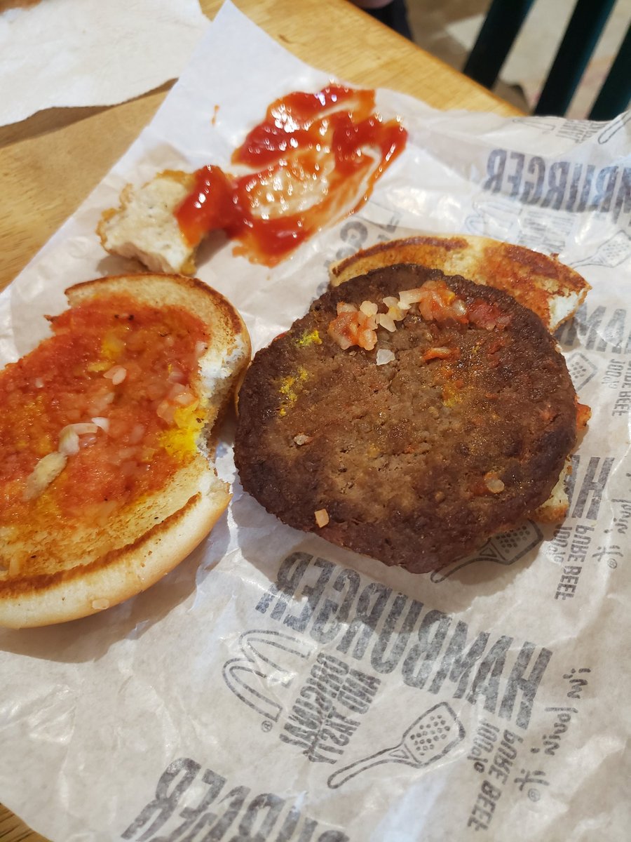 MsKimberley3's tweet photo. @McDonalds what is this then if it doesn't sound right? https://t.co/cKI8F3K2Fb
