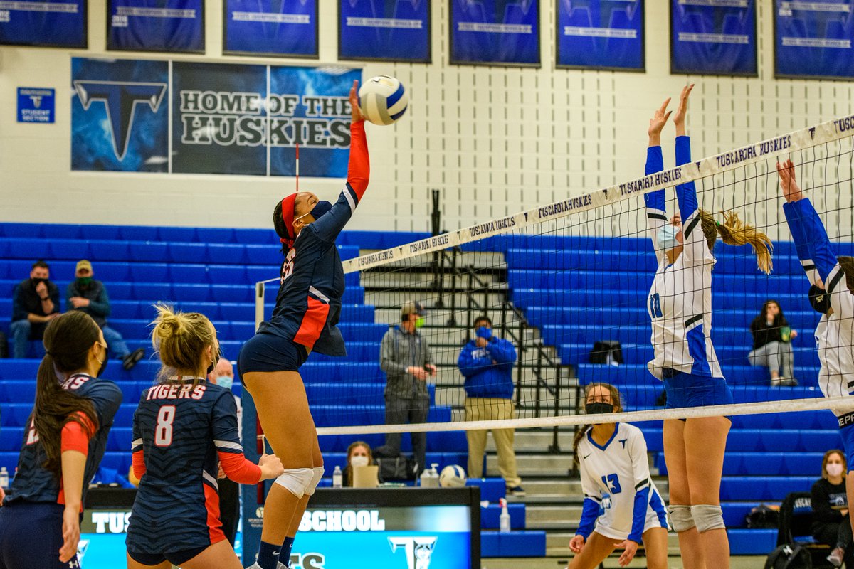 VivaLoudoun's tweet photo. Independence takes down Tuscarora 3-0 - https://t.co/u9xTQcVBGE

@IndependenceAt1 @indyathleticsva @THSTuskyTerror  @TuscaroraHS  @TuscaroraVBall https://t.co/uSAiRTAyGf