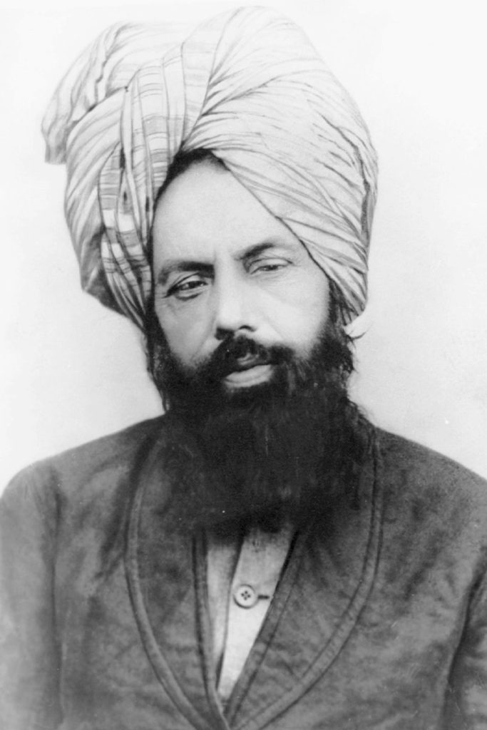W_Shakir3's tweet photo. THE PROMISED MESSIAH (AS)
Hadhrat Mirza Ghulam Ahmad of Qadian (1835-1908)
#MessiahHasCome #AhmadiyyatTheTrueIslam #AhmadiyyaMuslimCommunity #Ahmadiyya #ThePromisedMessiahDay https://t.co/RmTXOHKTH9