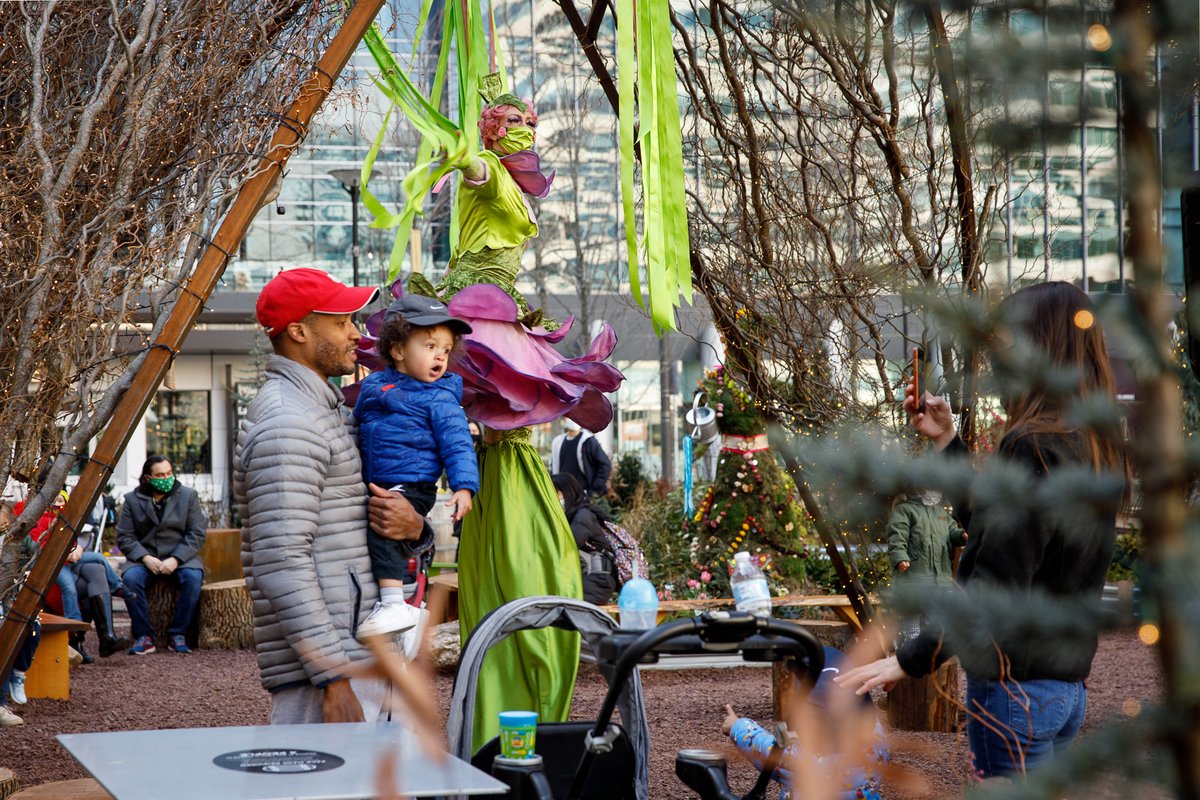 ccdphila's tweet image. Mother nature provided us a perfect day to celebrate spring and our 30th anniversary this past Saturday 💐 🌷. The Wintergarden welcomed the change of season with an appearance from the flower fairy ✨. Explore our full calendar of events for the season. bit.ly/2LtWCwO