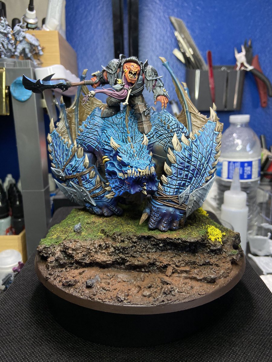 Knit_Nack's tweet photo. #BiCreators #AsianBiCreators? I’m both of those!
Heyheyhey!!
I’m Kevin a queer Viet-Am, I paint tabletop miniatures and dev tabletop games~ https://t.co/ktz60nWyDO