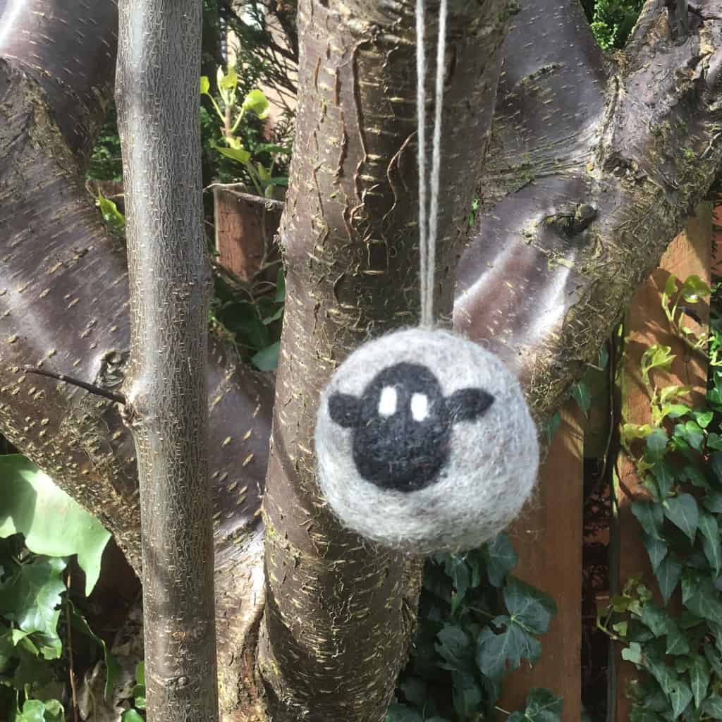 Easter's Coming - mailchi.mp/073e73130a48/e…. So another Easter in lockdown and your favourite shops might still be closed. But we'd like to show you some of our lovely Easter gifts and cards that will help you brighten up your home and link up to your friends and family.