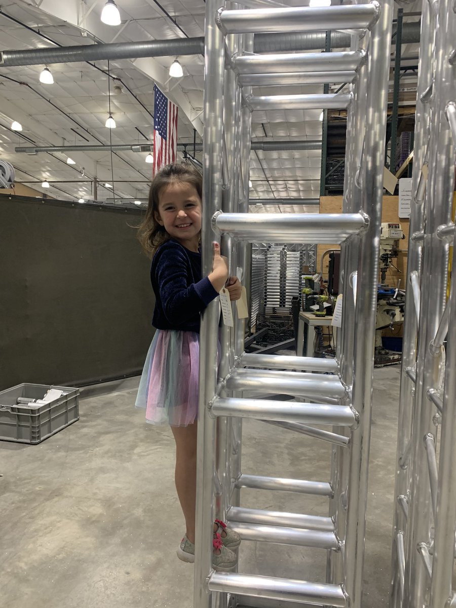 tylertrussinc1's tweet photo. Future Pop Star coming to check out what #TylerTruss will be helping to light up her #stage one day!

#bringyourdaughtertoworkday #mygrandpaiscoolerthanyours 
#gttruss #touringtruss #futurepopstar  #disneyprincess #concerttruss https://t.co/Y6PNuVNVEh