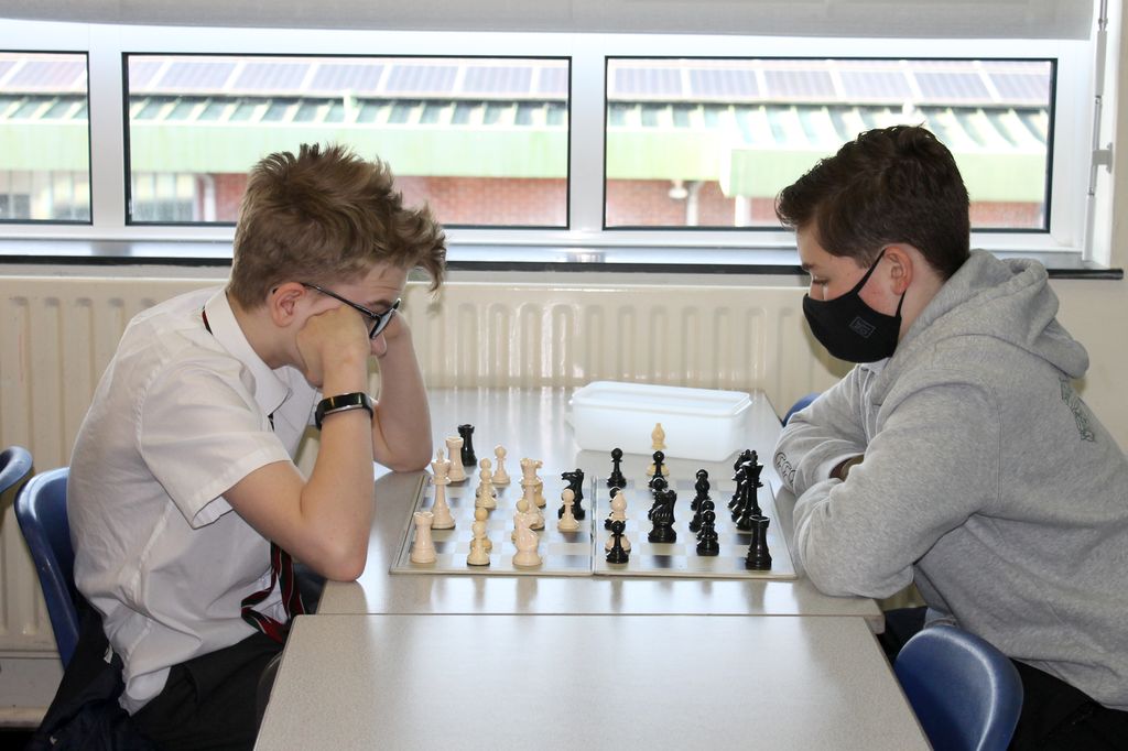 RGSGuildford's tweet photo. #RGSChess Concentration &amp; focus are absolutely the names of the game as junior chess unfolds this afternoon. https://t.co/NHufBiUCgH