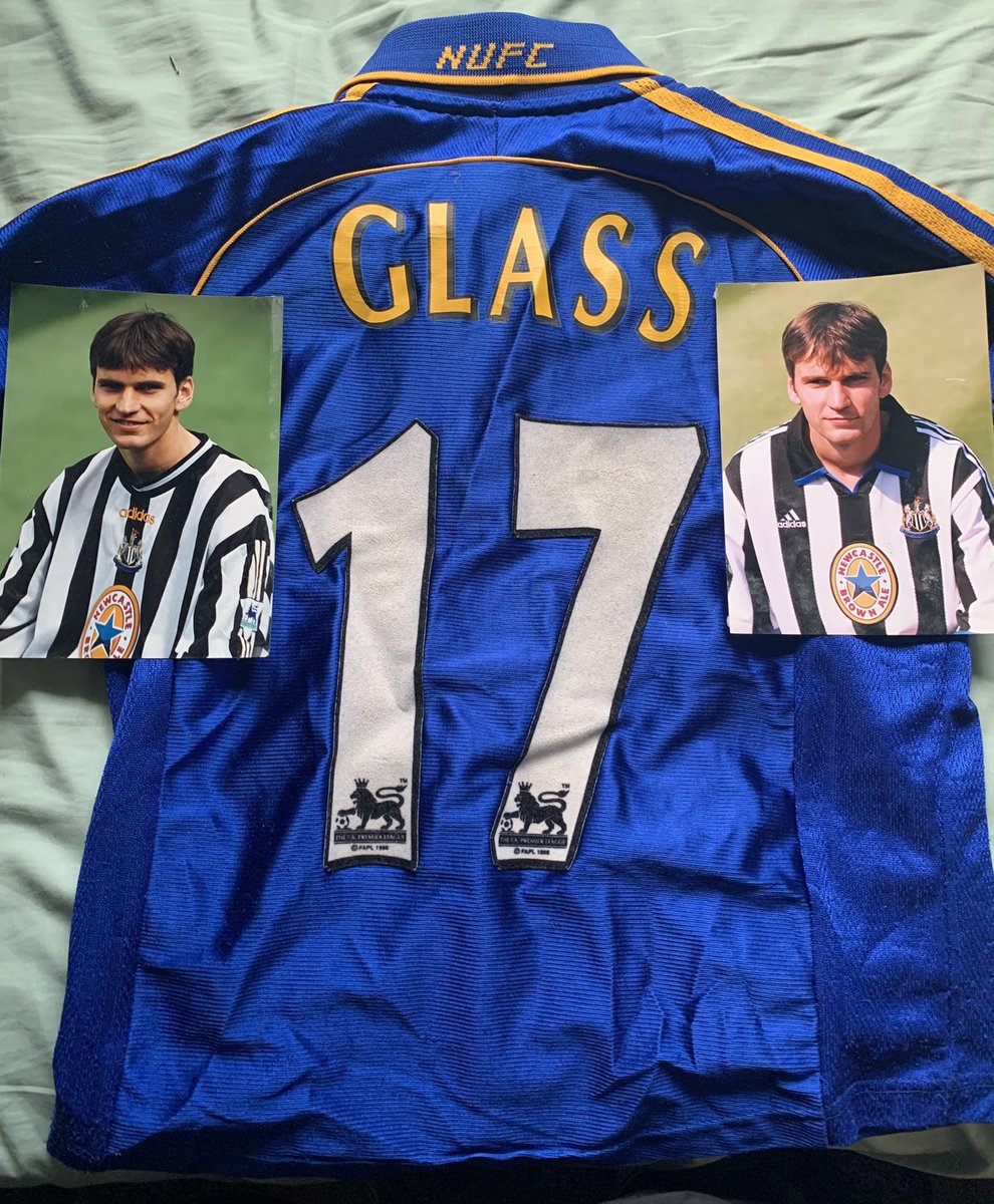 jamesAgrayson's tweet photo. Am I the only person in the UK with a Newcastle United replica shirt with new @AberdeenFC manager Stephen Glass on the back? The 1998/99 away shirt! #nufc #aberdeen #stephenglass https://t.co/ZpE0Q5YqkJ