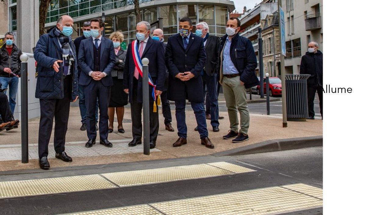 A series of 5 #FLOWELL #Crosswalks is now active in Nevers. This pilot project also includes bike priority management signals. Flowell makes crossing the streets safer and enhance pedestrian experience in the city. #Visonzero #pedestriansafety #innovation  #roadsafety