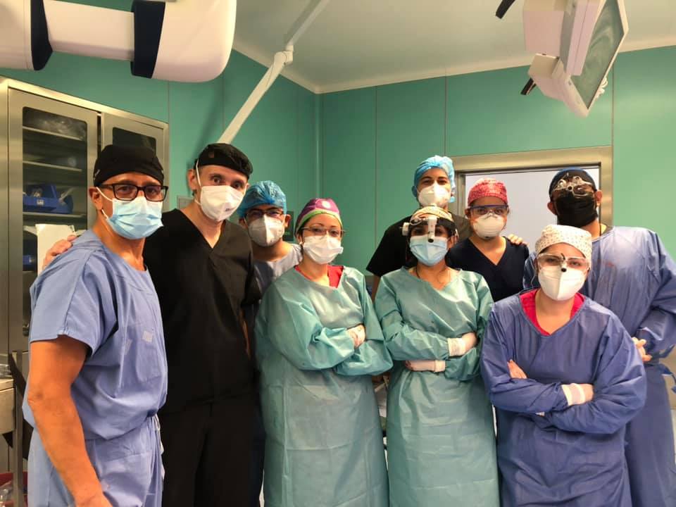 HGM_OD's tweet photo. #ComunidadHGM gracias a todos los servicios que contribuyeron en la intervención quirúrgica de resección de #Nasoangiofibroma, el pasado 18 de marzo del año en curso, que llevo 18:00 horas consecutivas en nuestro Quirófano Hibrido. #MeCuidoYo #TeCuidasTu #NosCuidamosTodos https://t.co/3EsCwnXSdW