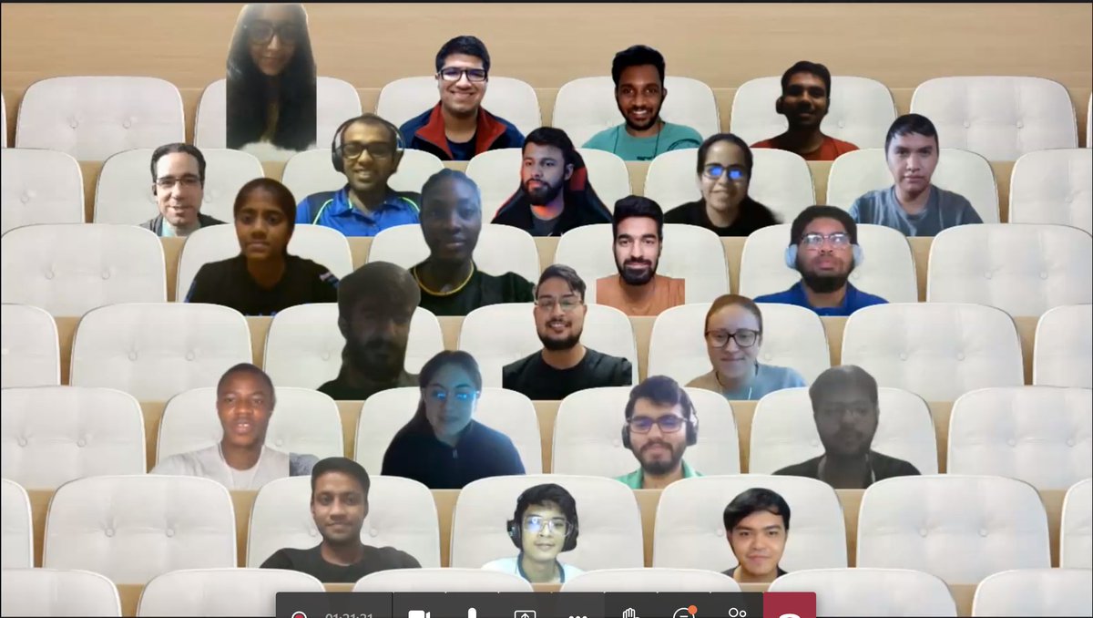 adityaoberai's tweet photo. Always great to meet up with my fellow Gold #MSFTStudentAmbassadors 😄🌟 https://t.co/zDFOYnE9um