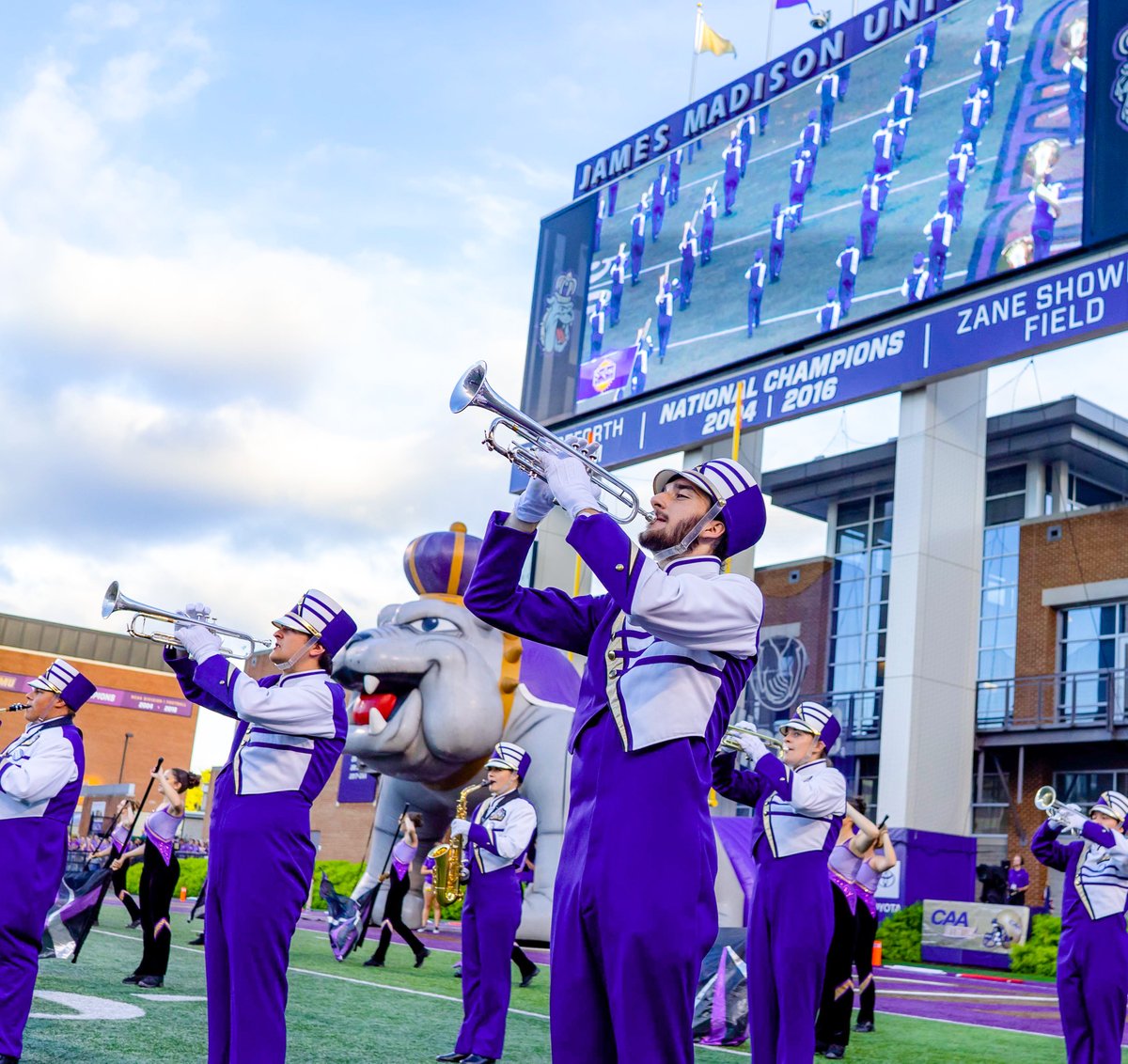JMU's tweet photo. @JMUMRD: 

How it started                           How it's going
                        https://t.co/H4Nn2rSnaw https://t.co/dfZT61gmq6