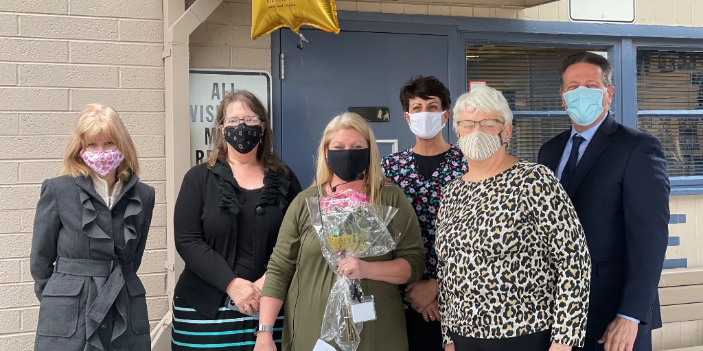 WESDschools's tweet photo. Today, the #WESDFamily celebrated Balloon Day by honoring three teachers who achieved or renewed their National Board Certification! Congratulations to Jennifer Lauzon, Sunburst; Katie Baker, Arroyo; and Beth Perry, Sahuaro. #amAZingNBCTs #NBCstrong https://t.co/5Bh7fwzfvF