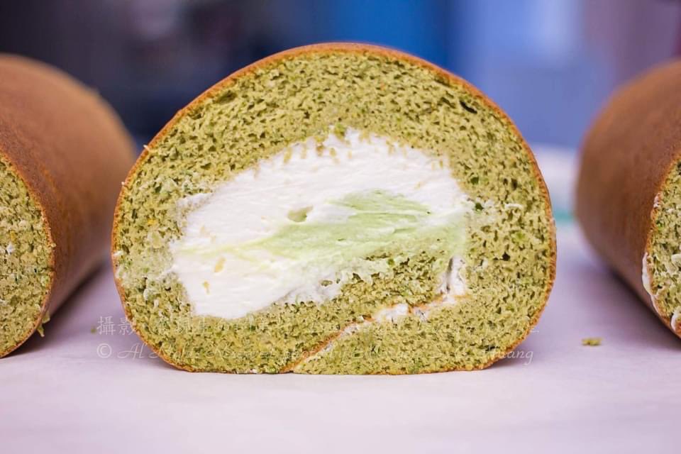 goed_emorgen's tweet photo. 春っぽいロールケーキ。
#ロールケーキ #いちご #抹茶 #ケーキ作り #お菓子作り好きな人と繋がりたい #お菓子作り #スイーツ #dessert #sweets #sweetsphoto #foodphotography #rollake #Strawberry #matcha https://t.co/RLCwWjTQp5