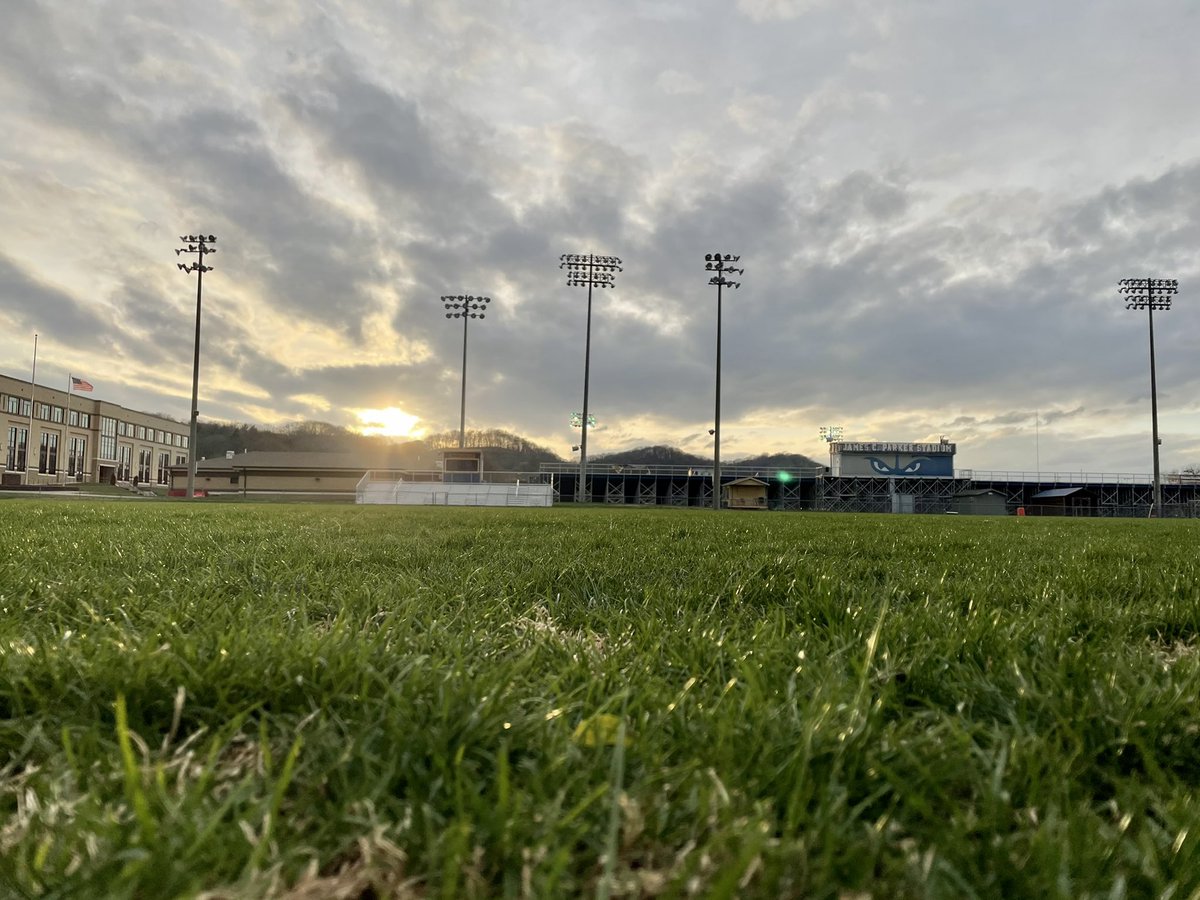 WCSBHSMSoccer's tweet photo. Come watch us play long time rivals, Father Ryan, tomorrow, Wednesday 3/24! Varsity at 7 and JV at 6 on the turf. Tickets for varsity can be bought  online: https://t.co/tXTMgpqcU9 https://t.co/qID5KffJsH