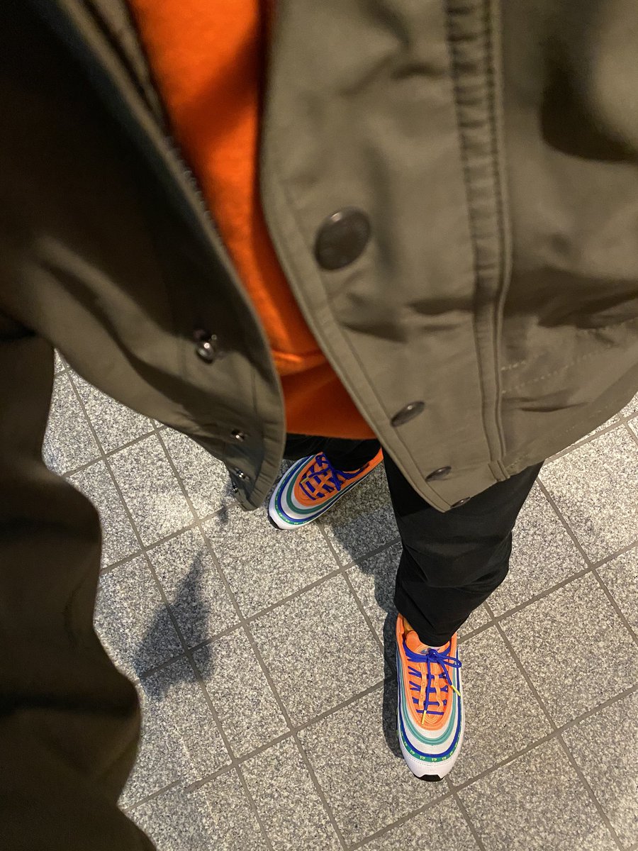 shot4rts's tweet photo. ロンドン行ってみてぇなぁ☺️
#AM97London
#MaxedOutWithStockX https://t.co/bviQpqxiKj