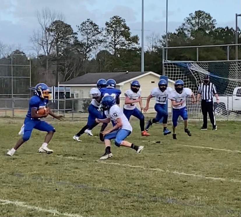 CoachNBlackburn's tweet photo. Great conference win against Princeton 28-12 to remain undefeated on the season! #weareselma #selmaproud #selmastrong @Selma_Middle https://t.co/pUCZLVXdiu