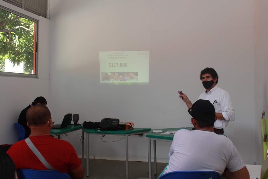 alcaldiasfda's tweet photo. Santa Fe de Antioquia ciudad educadora. 📚👩���👨💻
Realizamos jornada de socialización y asesoría de la oferta institucional del territorio, en compañía de la @UdeA Seccional Occidente, #TECOC, @SENAComunica y @Censamedellin, con el propósito de dar a conocer los programas de... 🧵 https://t.co/enurPCHyBp