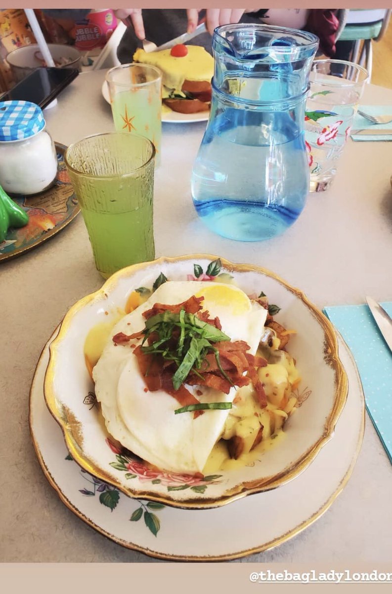 Hey there Friends! We are back tomorrow at 9am and we are very much looking forward to seeing you in the morning.

This week for lunch we will have sweet potato apple soup with a ham &amp; cheddar panini. We hope you can pop by and sit in with us 💕🌸💕#ldnont #519london #519food