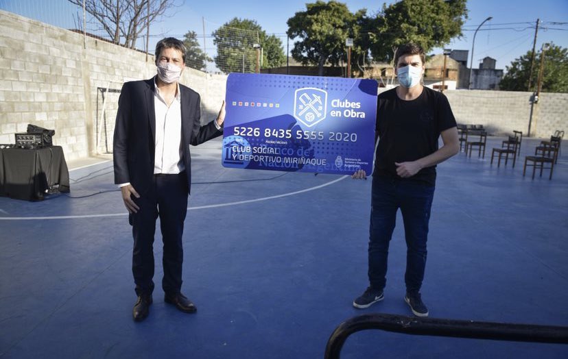 El ministro de <a href="/TurDepAR/">Ministerio de Turismo y Deportes</a>, <a href="/MatiasLammens/">Matías Lammens</a>, anunció la segunda etapa del programa #ClubesEnObra en un acto en el club #Miriñaque de CABA junto con la directora de <a href="/InjuveArg/">Instituto Nacional de Juventudes</a>, <a href="/Macasanchezj/">Macarena Sánchez</a>. ⚒️

👉 bit.ly/clubesenobra-s…

#ReconstrucciónArgentina⬆️