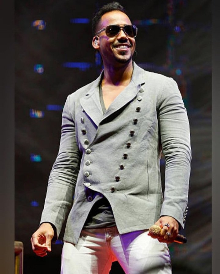 #Utopia
#Bachata 
#RomeoSantos