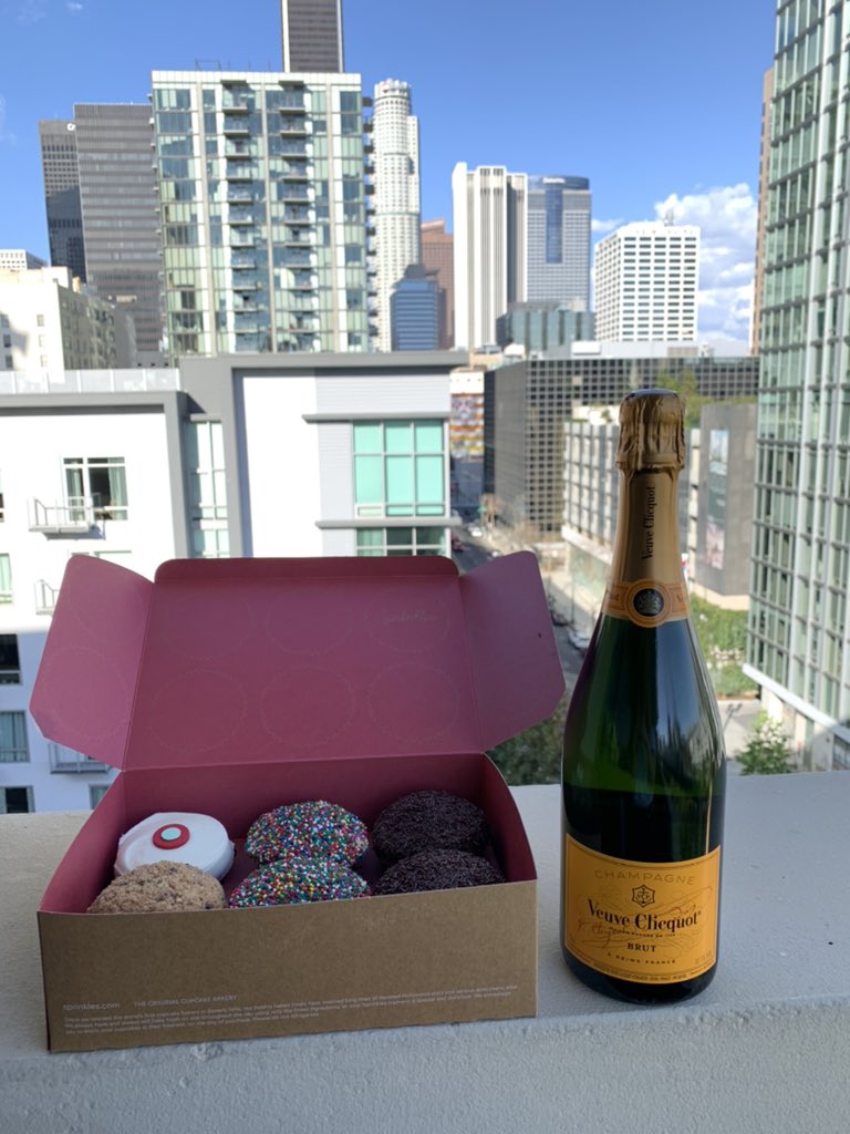 The perfect way to celebrate being awarded a 2021 NSF Graduate Research Fellowship today!!! @NSFGRFP