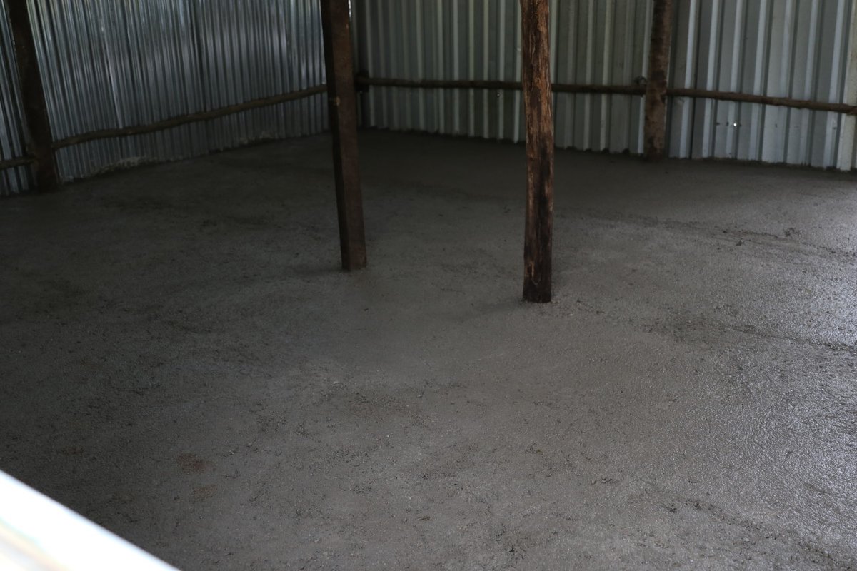 humanityandhope's tweet photo. Infrastructure update: The first temporary home in La Coroza is nearly finished! The concrete floors were just laid and soon the doors &amp; bathroom will be built. This week we will also begin building 2 temporary homes for the people of Camalote who moved into La Cuchilla. https://t.co/aNVfPd75Y5