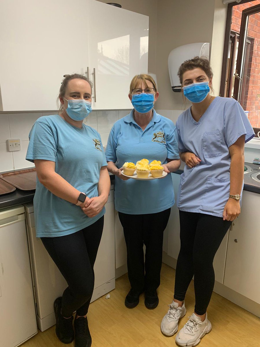 StocksHall's tweet photo. 🌼 @mariecurieuk's #NationalDayOfReflection at #StocksHall #StHelens 🌼Staff and the ladies and gents came together at noon for their minutes silence for all those we have lost this last year. Poems were read and yellow cupcakes were had to mark the occasion of reflection 💛 https://t.co/tw7iS18L7O