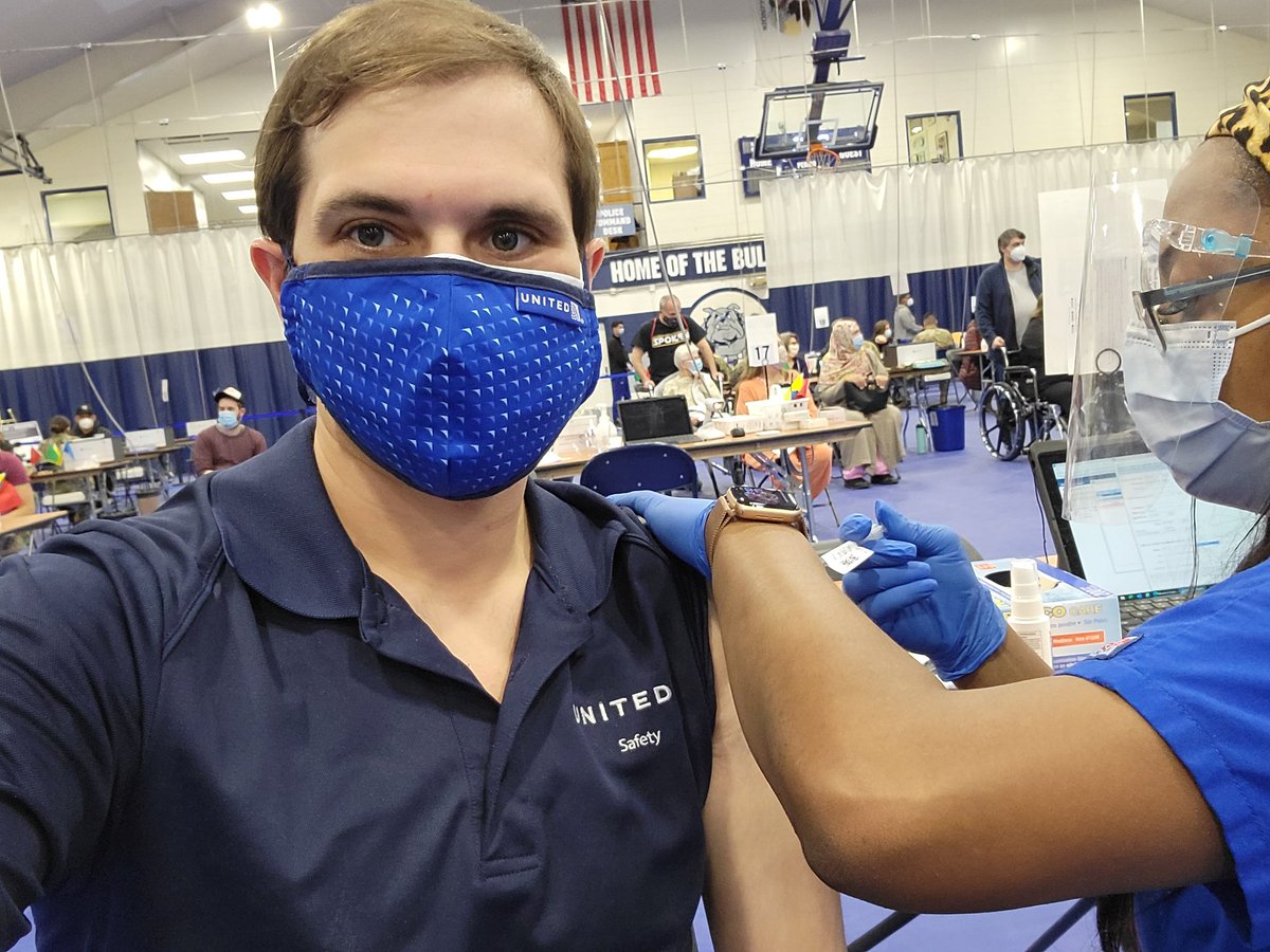 UnitedJaredP's tweet photo. Not all heroes wear capes, but they vaccinate. Feeling super today! #VaccinesSaveLives #livesafe247 https://t.co/bRBuDe8bHv
