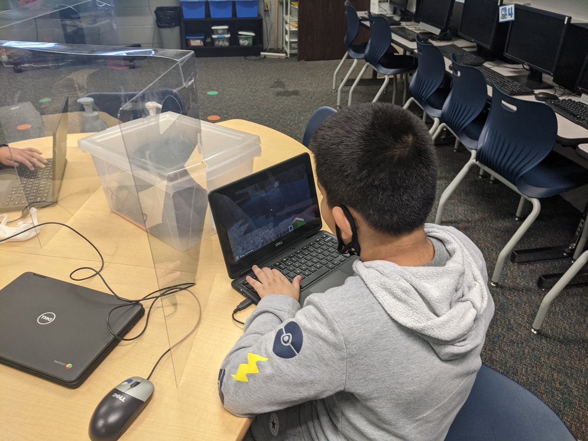 MrsMulvaney_JFE's tweet photo. We've done our research and developed a 2D model of our Texas State Park and now we're ready to build our 3D model in Minecraft Education Edition. @HumbleISD_JFE @HumbleISD_DDI @HumbleISD @MarleenGomez524 https://t.co/346Bljq7gj