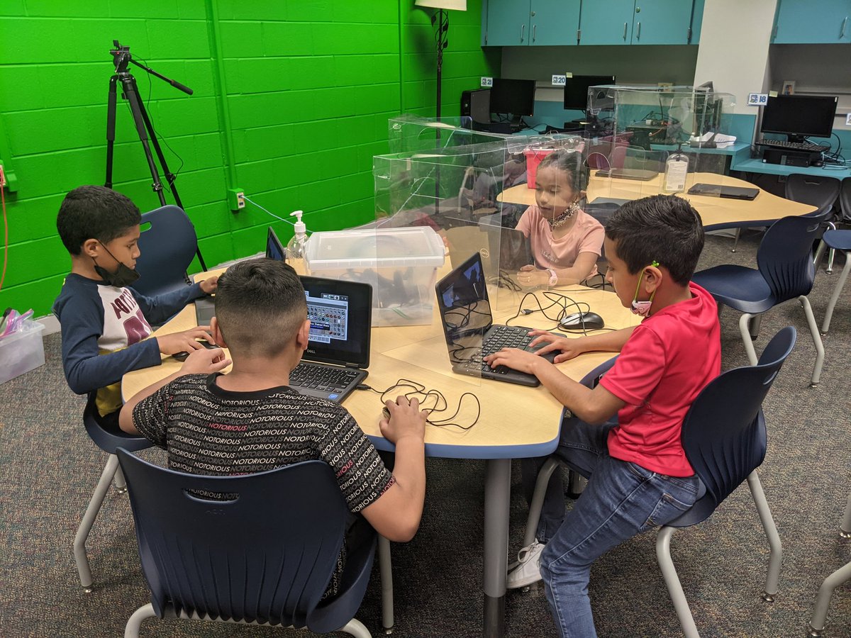 MrsMulvaney_JFE's tweet photo. We've done our research and developed a 2D model of our Texas State Park and now we're ready to build our 3D model in Minecraft Education Edition. @HumbleISD_JFE @HumbleISD_DDI @HumbleISD @MarleenGomez524 https://t.co/346Bljq7gj