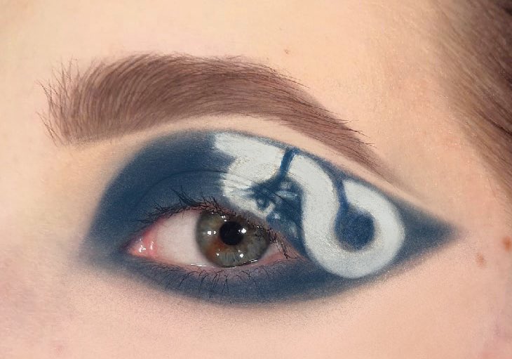 pickassoh's tweet photo. So pure and passionate article by @PierreGASLY inspired me to do the next f1 grid inspired makeup. Now that’s @AlphaTauriF1 I hope that it came out well and worthy to look at 😌🤍💙 

#AlphaTauri #PierreGasly #f1 #f1inspired #RaceWeek #eyemakeup #makeup https://t.co/SayjSRjZy3