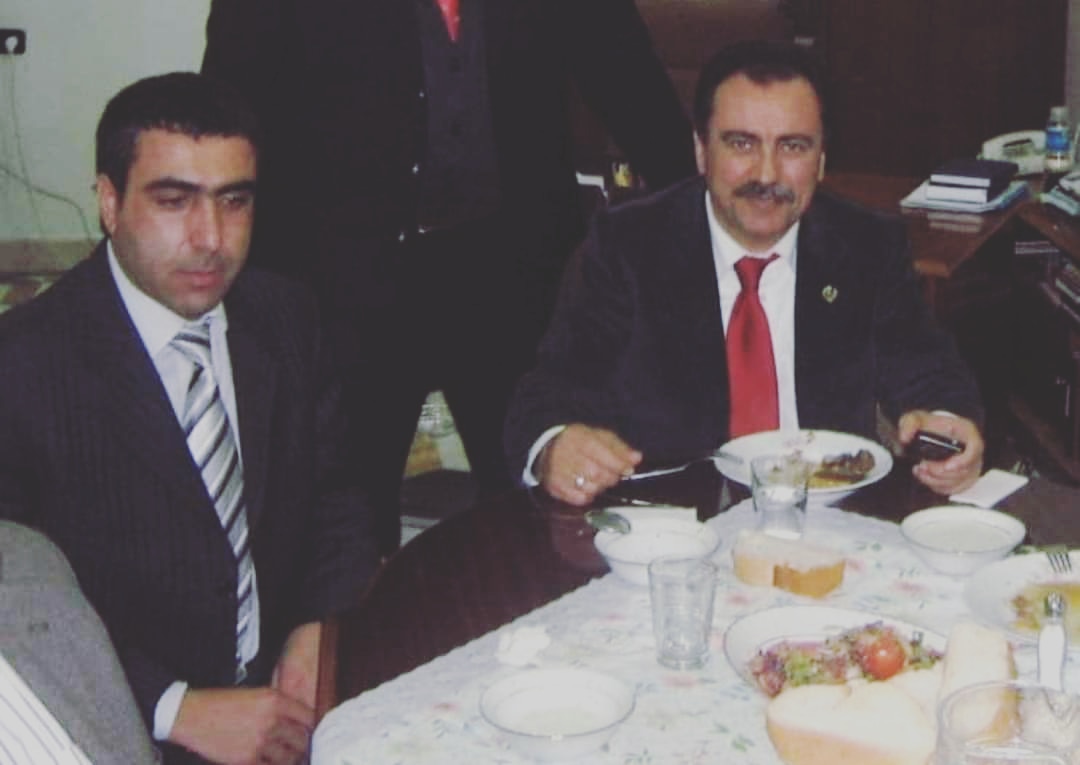 yusufkocsivas's tweet photo. Şehadetlerinin 12.Seneidevriyesinde rahmetli genel başkanımız Muhsin YAZICIOĞLU ve beraberinde şehit olan,BBP il başkanı Erhan ÜSTÜNDAĞ,İl başkan yardımcısı Yüksel YANCI,Meclis üyesi adayı Murat ÇETİNKAYA,Gazeteci İsmail GÜNEŞ'i Rahmet ve özlemle anıyorum,
Mekanları cennet olsun. https://t.co/nw2AI10C6T