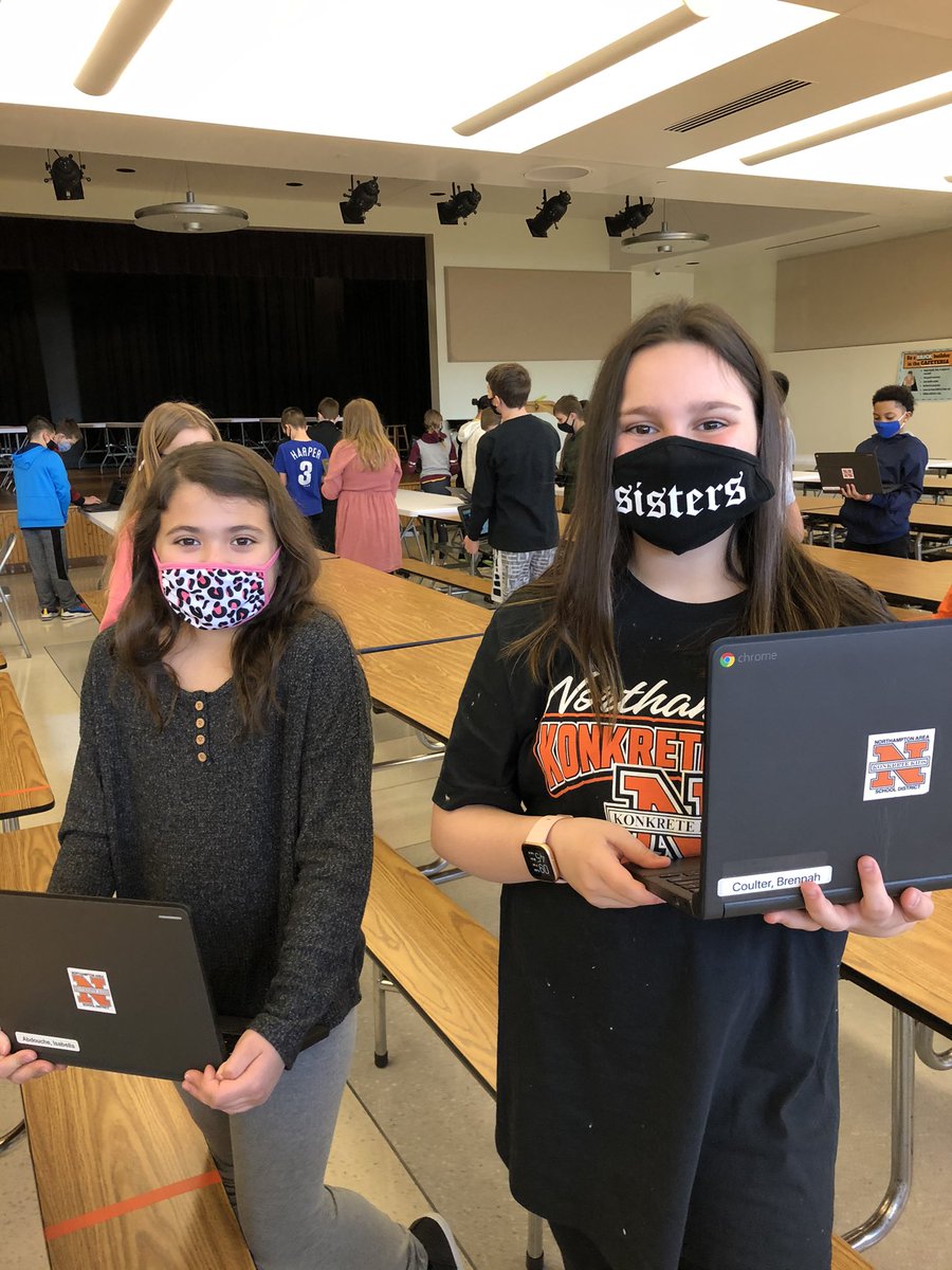 MStevensNASD's tweet photo. Our 5th Gr Ss @nasdborough❤️being together as a class! A truly great day! #togetheragain #kkidpride #boroimpact #kkidslearn @mrsdanenhower https://t.co/HZIMV8SRNQ
