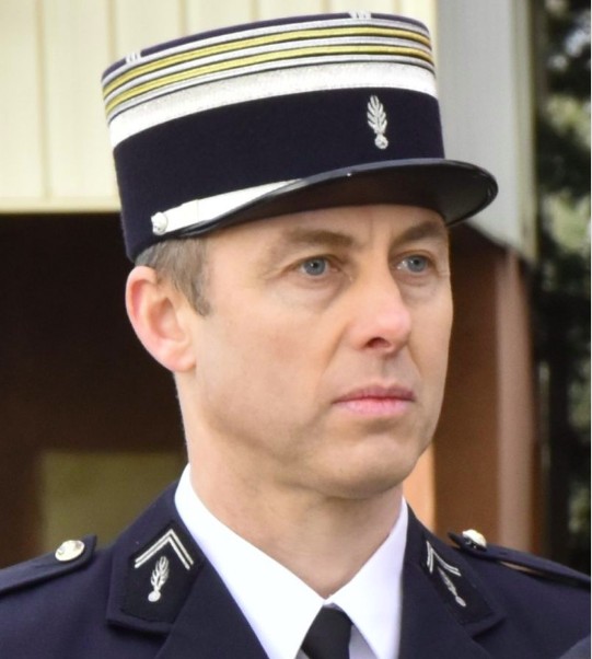 petitpalois64's tweet photo. 23 mars 2018:  3 ans aujourd'hui que le Colonel Arnaud Beltrame donnait sa vie pour en sauver une autre.
Ne jamais oublier ce héros de la Gendarmerie Nationale
#Trèbes
#ColonelBeltrame
#DevoirDeMémoire https://t.co/gIwyhoXdBo