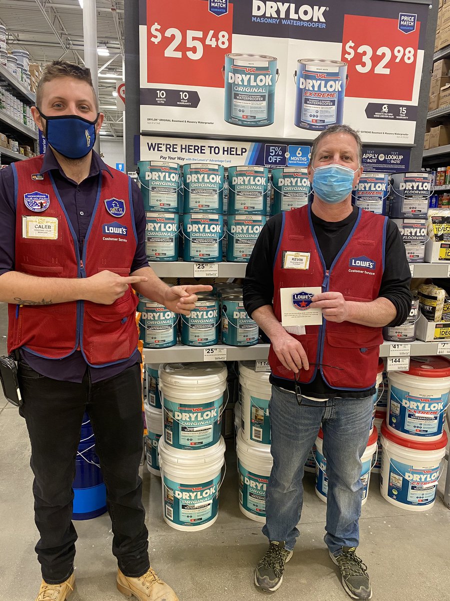 CalebGaudette's tweet photo. Congratulations to Kevin for being one of the top 3 sales specialist in the district last week! Keep up the great work! #oneteamonedream #specialitytuesday https://t.co/x9xW4afIFm