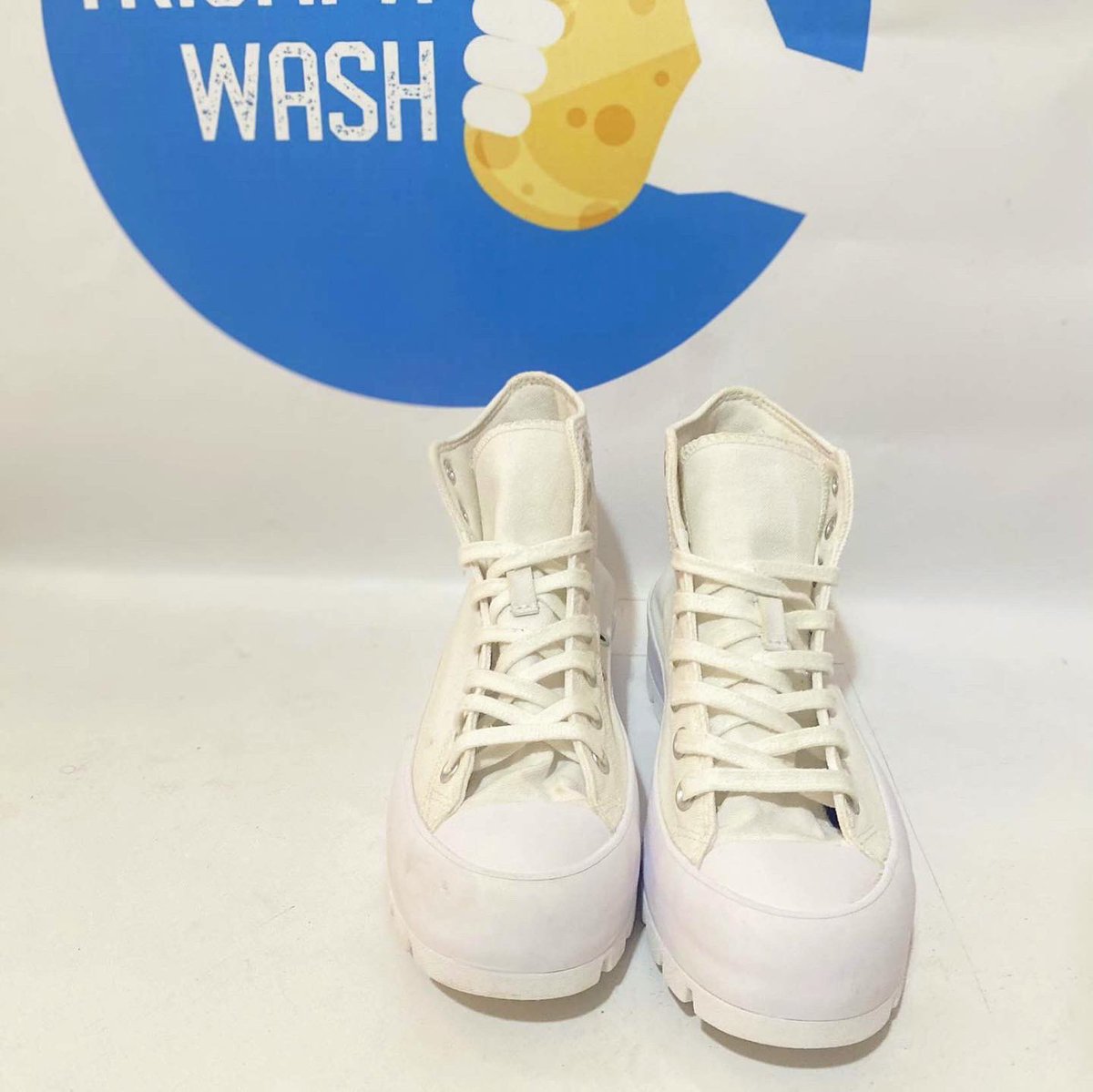 triumph_wash's tweet photo. 🧼🧽Nettoyage avant/après 
---------------------------------------- 
Triumph Wash - Nettoyer... sans vous déplacer 
Whatsapp 📞 : 00 221 78 167 81 18
Email ✉️ : trimphwash@gmail.com
----------------------------------------- 
#WeAreBack #Nekçiyoon #TrimphWash #YoonBuBess https://t.co/MRtwy8ztR9