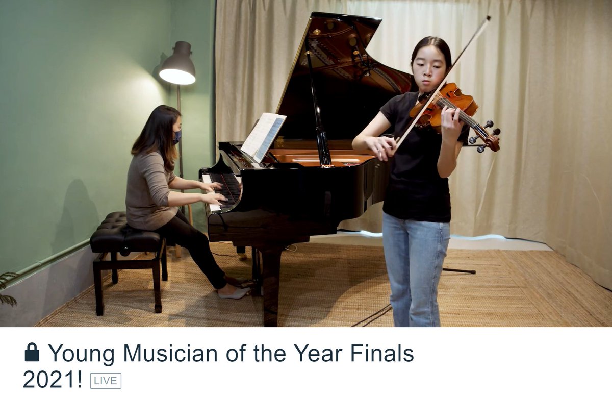 DHTedworth's tweet photo. What fantastic performances from two of our UV - Dayeon on the flute and Katie on the violin AND viola! Well done girls! @DowneHouseMusic https://t.co/xVnw75tNLe