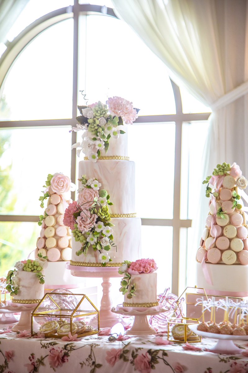 A beautiful patisserie-inspired bridal shower in The Greenhouse🥐🍰 Photos via Everlasting Moments Photography📸 #torontowedding #bridalshower #torontoweddingphotography #torontobride #engagedintoronto #bridalshowerideas #torontoweddingvenue #lovelocalcaledon #ontariowedding