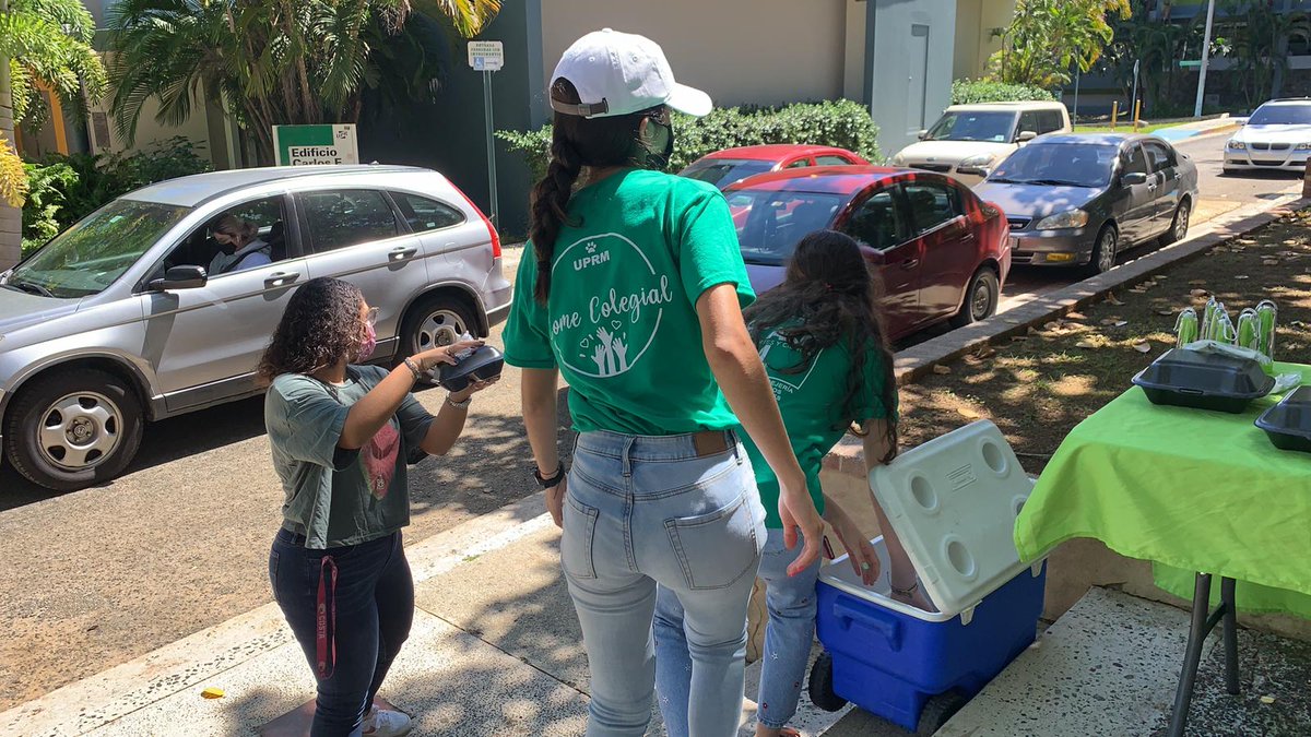 aseeuprm's tweet photo. Thanks to Come Colegial for always thinking about ASEE UPRM to be part of their activities!

Today the colleagues from Come Colegial distributed 100 lunches sponsored by the ASEE UPRM. https://t.co/oL2b7Y2k5R