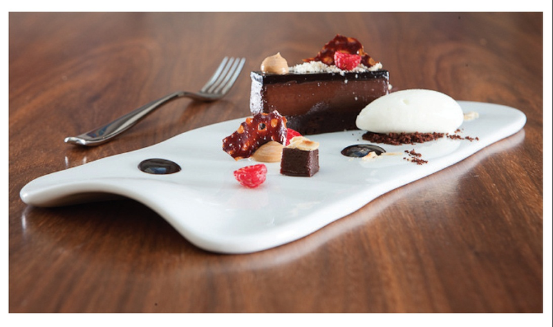 cataloniaplates's tweet photo. Nuage Tray @Pordamsa 
#delicious 
#cake
#finedining
#scrumptious 
#satifying 
#art 
#kitchenartist
#middaymagic 
#porcelain 
#cheflife 
#WOWOW #desserts #Magic #Wonder https://t.co/pMY8CFHFFz