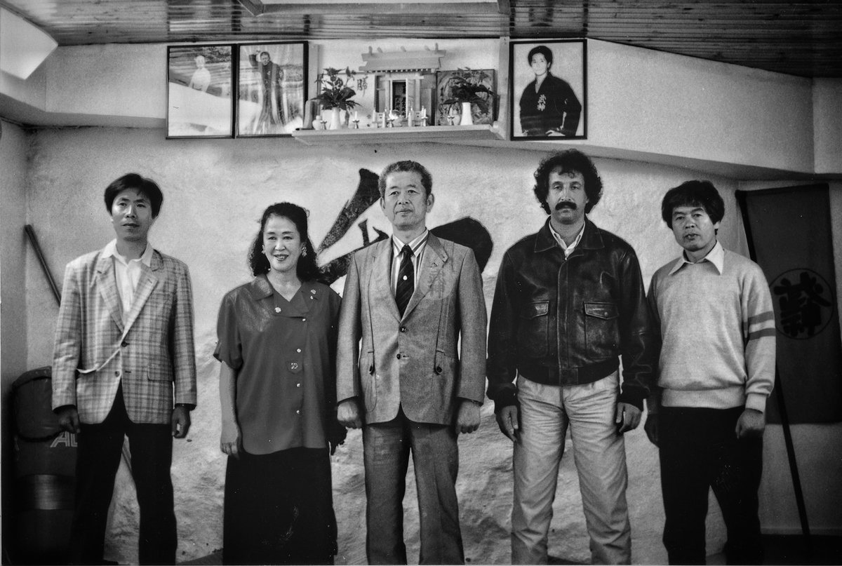 BujinkanBromma's tweet photo. Visit in Europe’s first dojo.
#bujinkan #hatsumisensei #marikosan #ogurisensei #senousensei #doronsensei #ostermalm #bujinkan_tetsu_dojo #budokampsport https://t.co/bD160GWKsz
