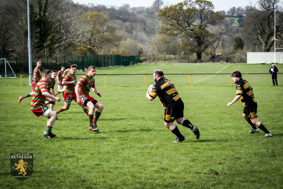 CRBethesda's tweet photo. Hyd yn oed fwy o luniau o'r tymor 2019-20 // Even more images from the 2019-20 season #hogiani #howgets #pesdarugbyrangers https://t.co/7VlCjfglMs